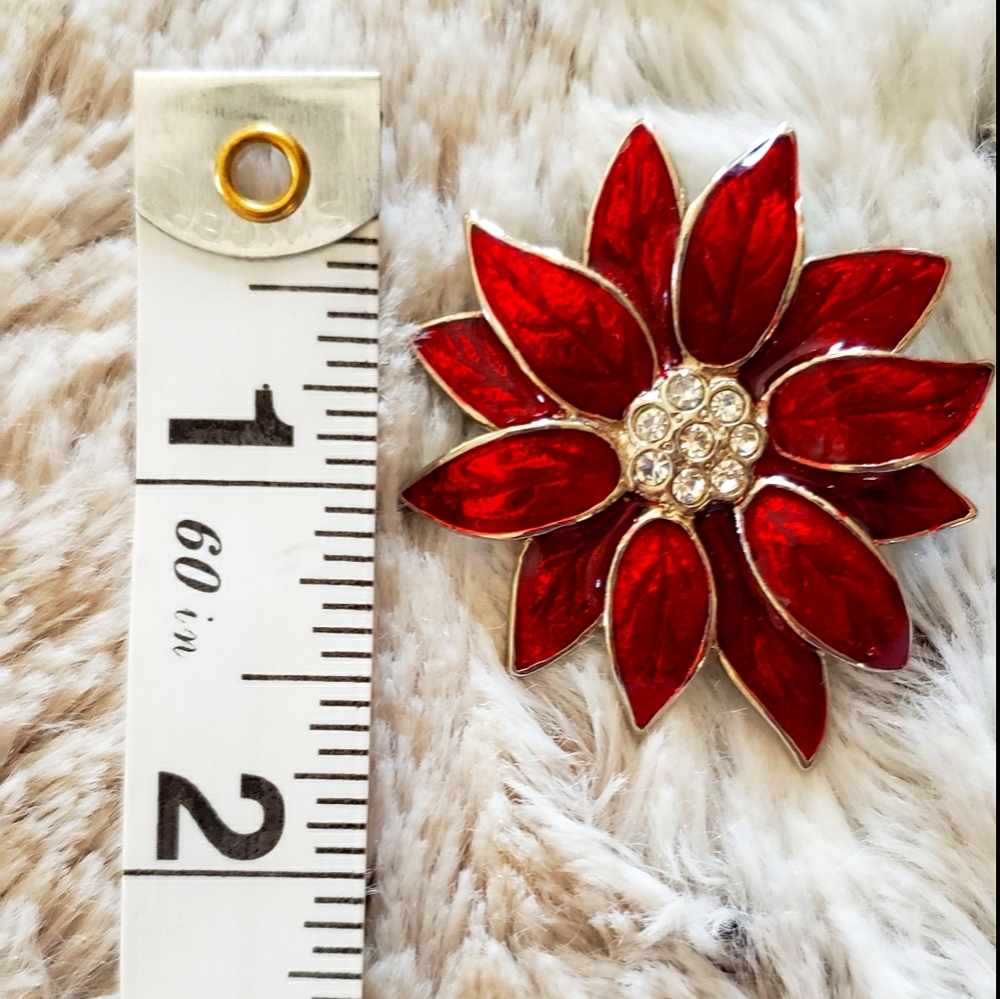 Vintage poinsettia brooche